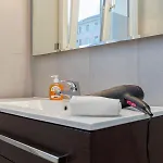 Gambara M1 - 15 Min To Duomo, Balcony, Ac&wifi Apartamento